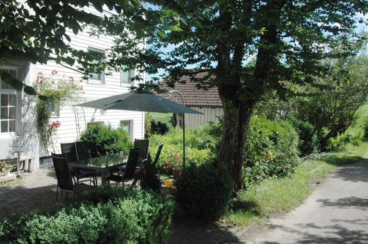 Altes Schulhaus Apartamento Argenbuhl Exterior foto